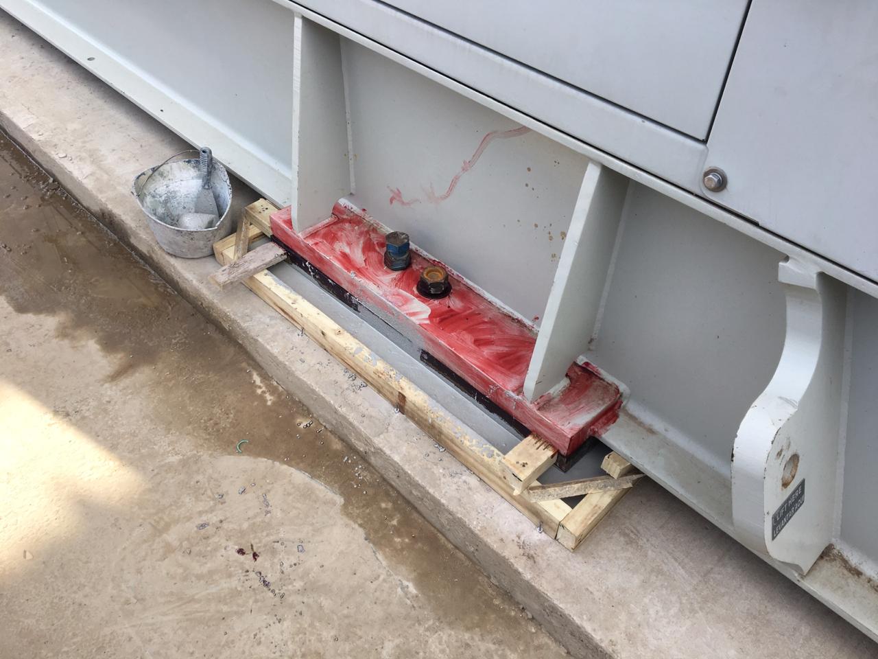 Nivelación equipos con grout epóxico
